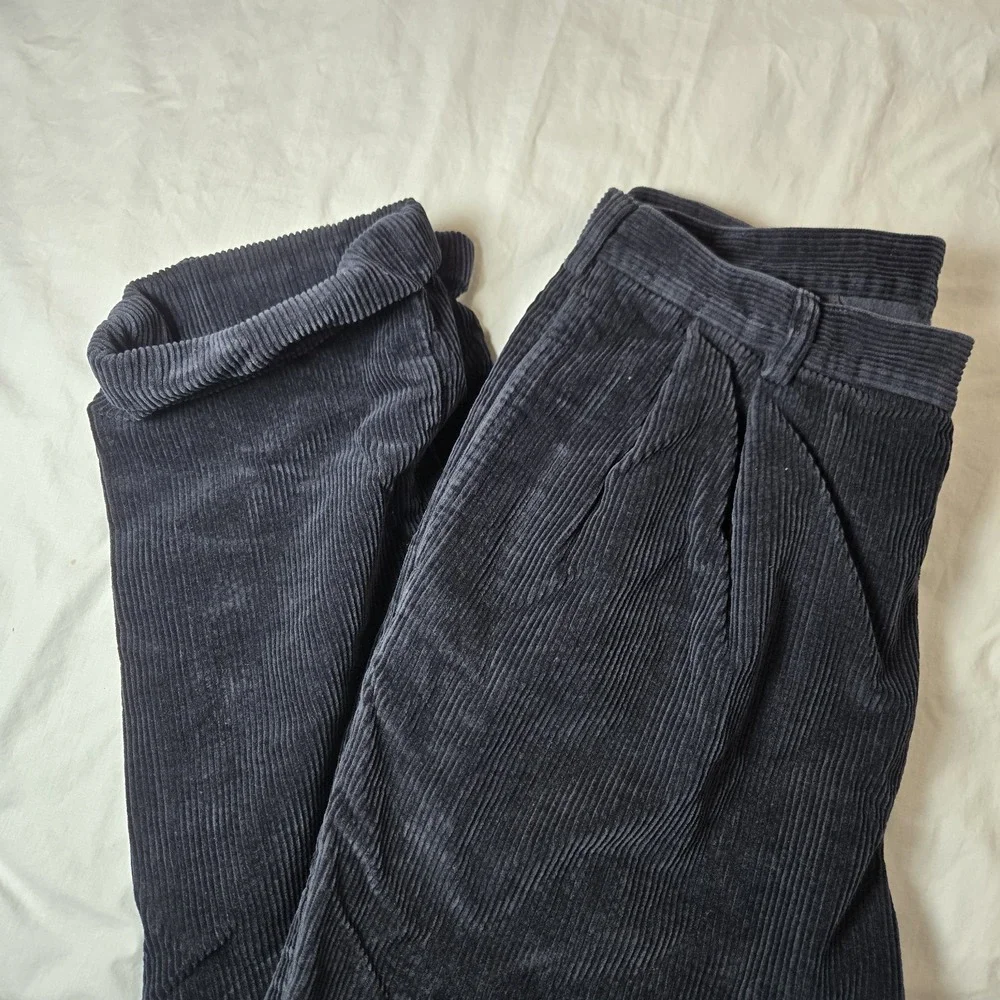 Jos‎ A Bank Corduroy Pants Tag 35x32 Measures 32x30 Pleated  Dark Navy Cuffed